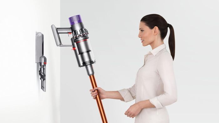 Vysavač Dyson V10 Absolute úchyt na stěnu