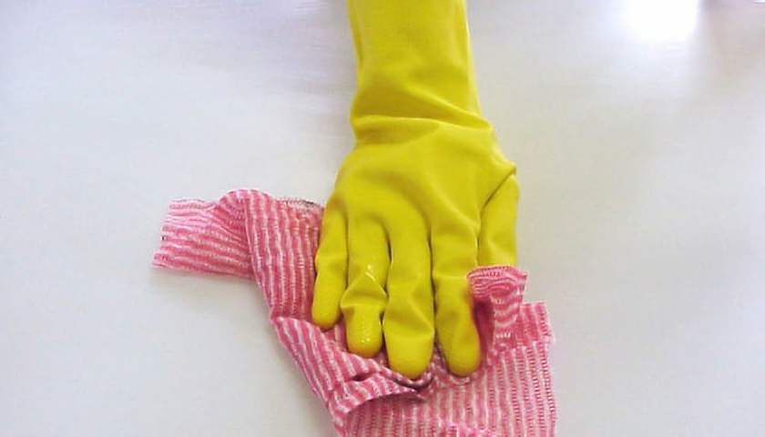 Alergií na latex trpí často zdravotníci a další profese využívající gumové rukavice (foto: SXC)